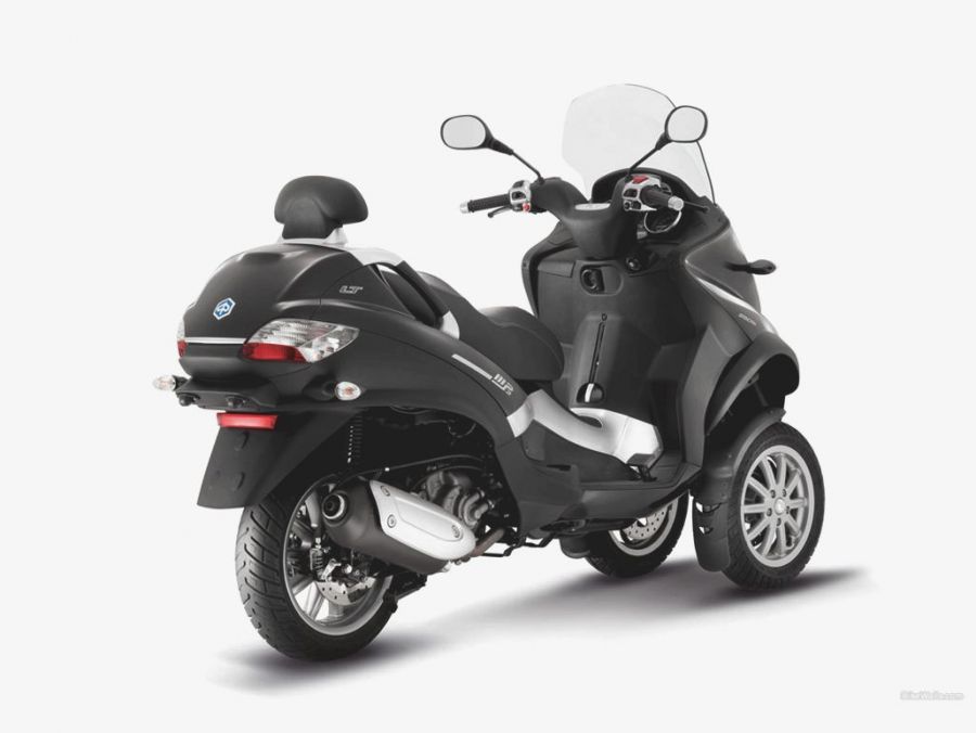 Piaggio MP3 250