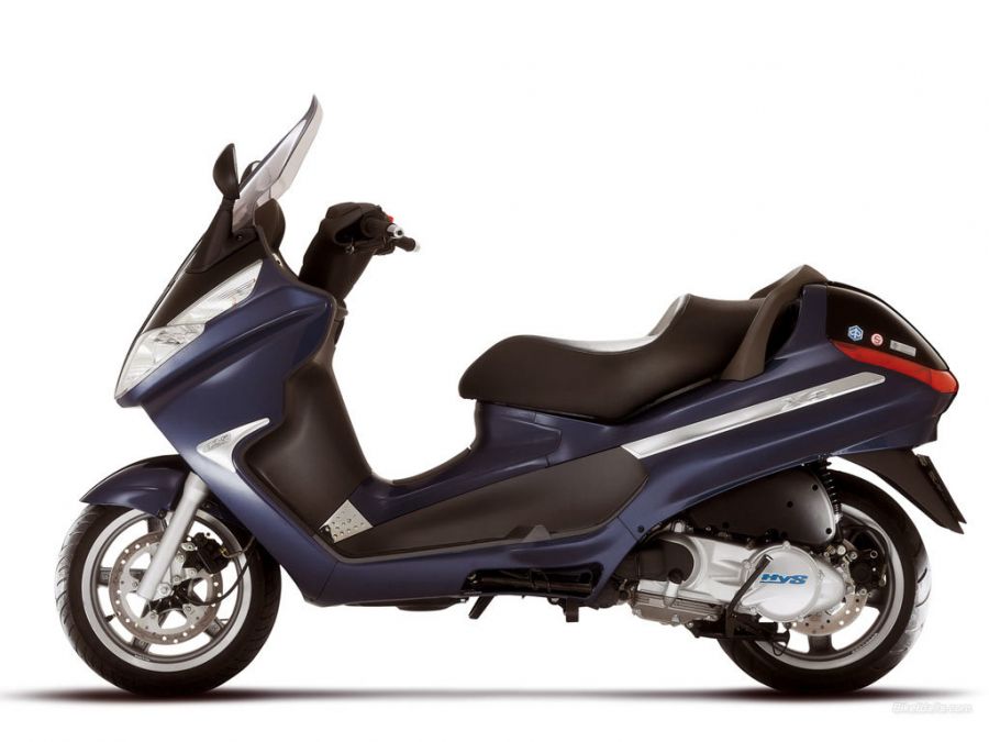 Piaggio X8 200