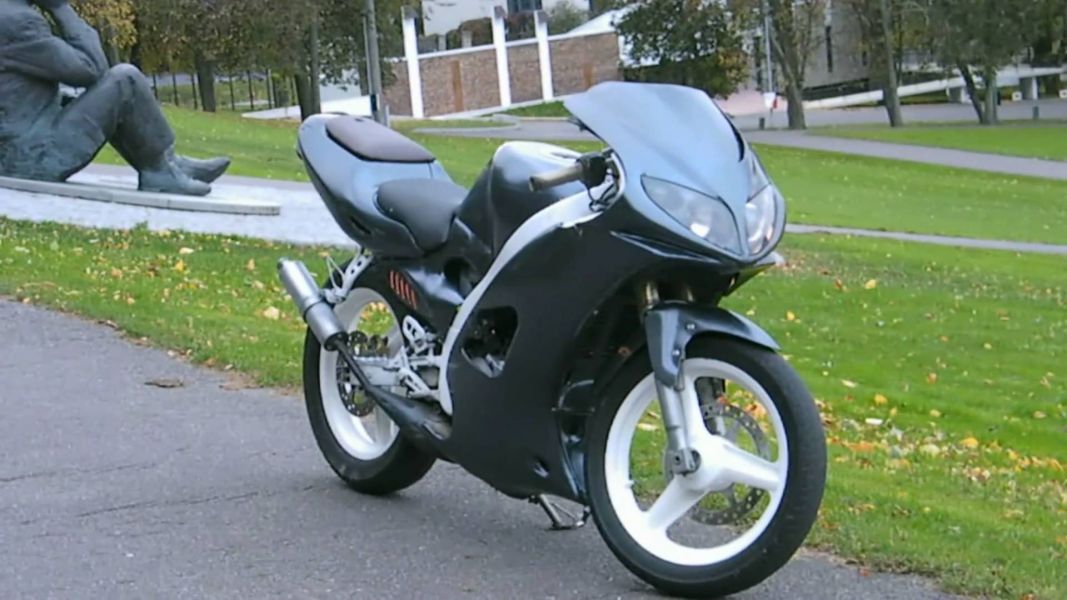 Peugeot XR6